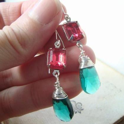 Red And Green Crystal Earrings Vintage Style..