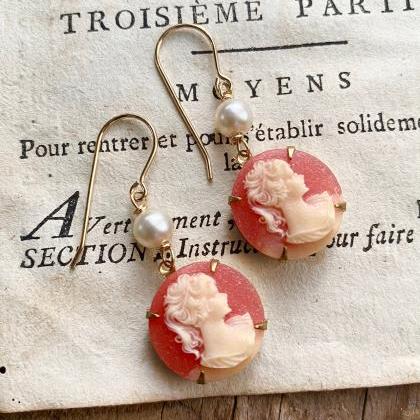 Cameo Earrings With Pearl Peach And Ivory Vintage..