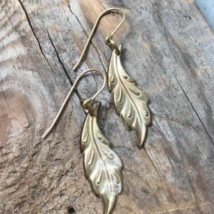 Silver Leaf Earrings - Vintage Style Nature..