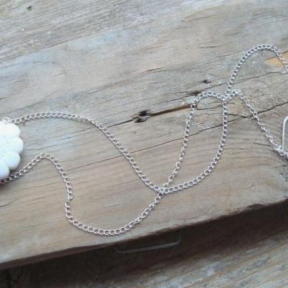 White Daisy Necklace Bridal Jewelry Spring..