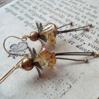 Gold And Brass Blossom Earrings With Pearl Vintage..