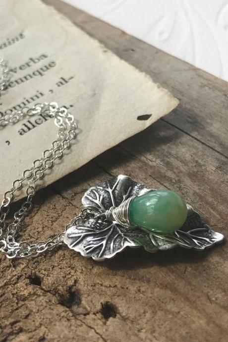 Ivy Leaf Necklace With Green Opal Glass Antique Silver Nature Vintage Style Gifts Under 50 Art Nouveau Gemstone Bridesmaid Jewelry.