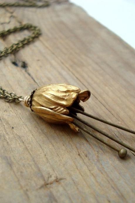 Small Brass Tulip Necklace Bridal Jewelry Flower Jewelry Vintage Style Holiday Floral Necklace Bridesmaid Necklace Gifts Under 40 Wholesale 